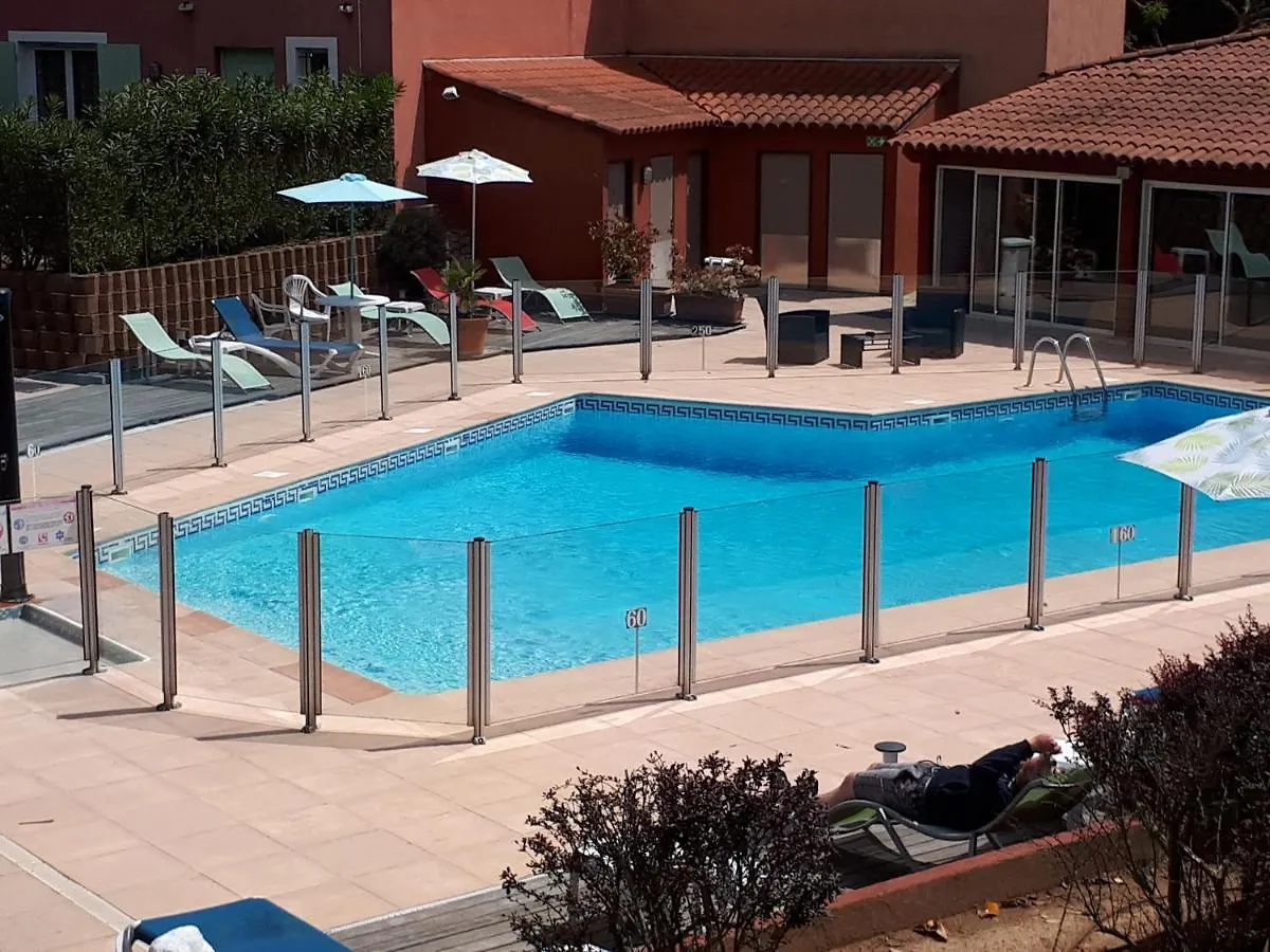 Hotel Albatros Mouans-Sartoux Francja
